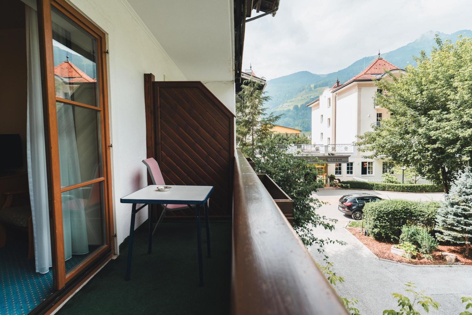 Hotel Rauscher - Das Naturteichparadies Bad Hofgastein Exterior foto